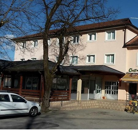 Rooms Dujlovic Vojnić Dış mekan fotoğraf